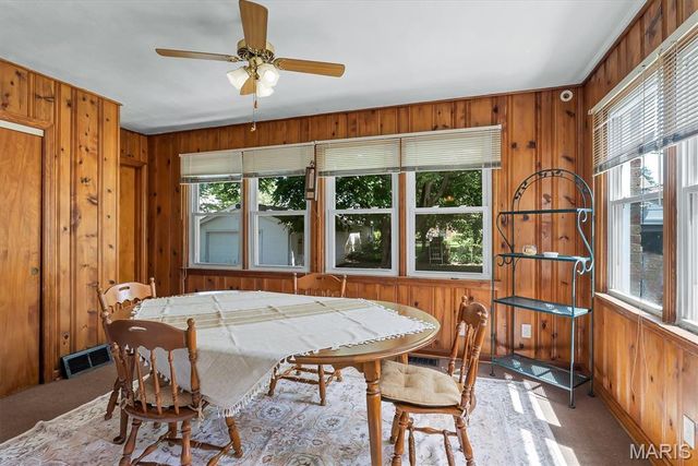9007 Osage Lane, St Louis, MO 63114