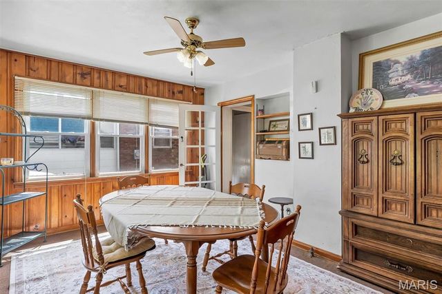 9007 Osage Lane, St Louis, MO 63114