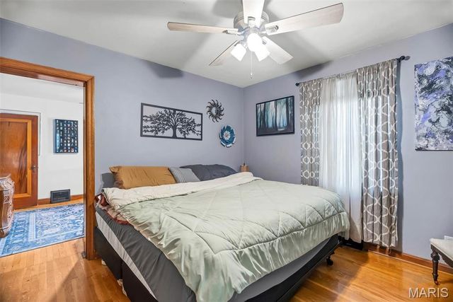 9007 Osage Lane, St Louis, MO 63114