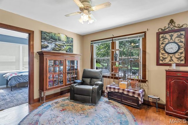 9007 Osage Lane, St Louis, MO 63114