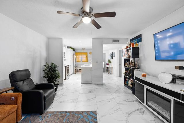 10762 La Placida Drive 7-107, Coral Springs, FL 33065