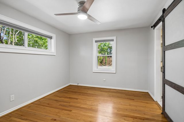 2351 Saint Francis Avenue, Dallas, TX 75228