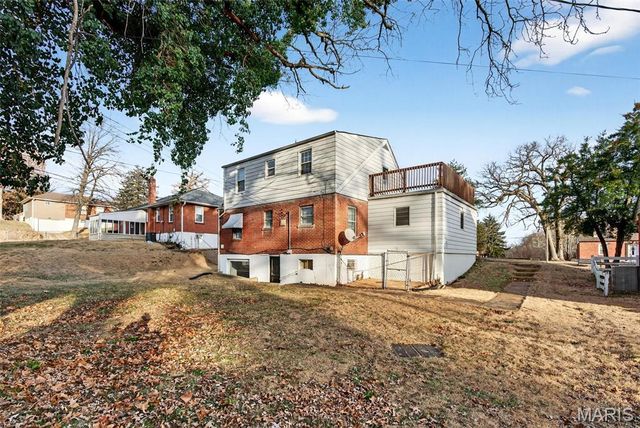 4605 Nelson Drive, Northwoods, MO 63121