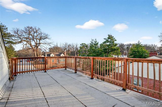 4605 Nelson Drive, Northwoods, MO 63121