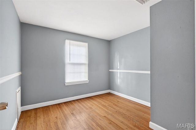 4605 Nelson Drive, Northwoods, MO 63121