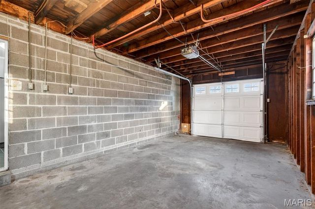 4605 Nelson Drive, Northwoods, MO 63121