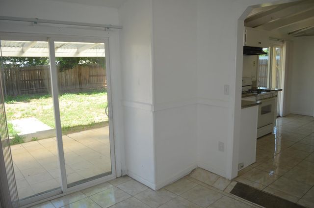 5729 Mascot Ave, Sacramento, CA 95824