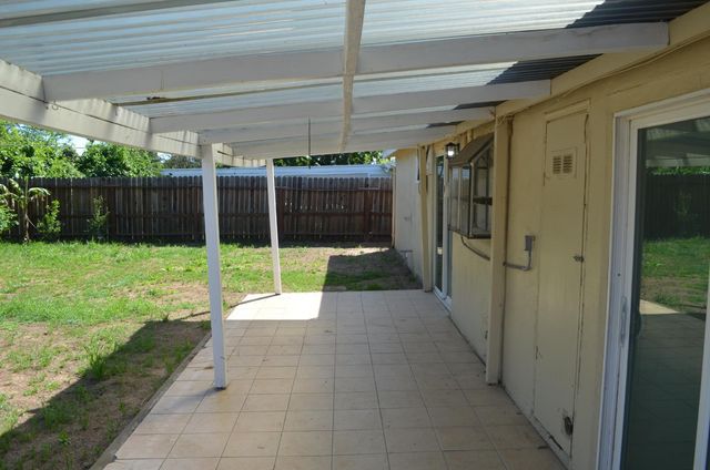 5729 Mascot Ave, Sacramento, CA 95824