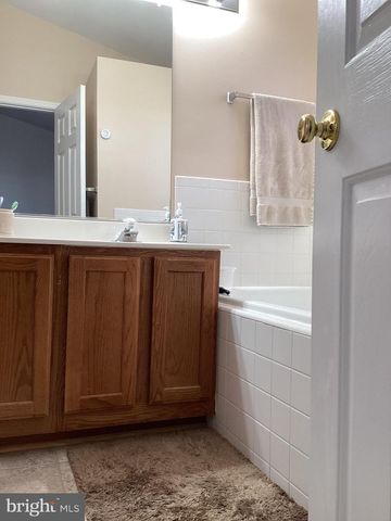 5339 TORTOISE PL, Woodbridge, VA 22193