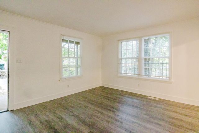 5005 W 31St St, Little Rock, AR 72204