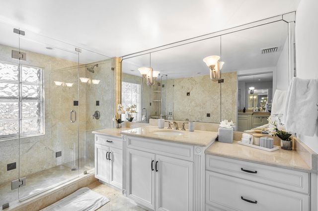 820 Palm Trail, Delray Beach, FL 33483