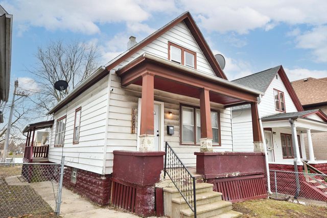 1225 W Keefe AVENUE, Milwaukee, WI 53206