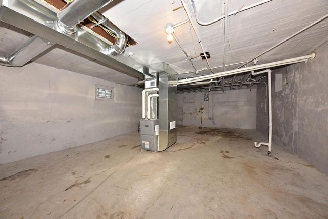 1225 W Keefe AVENUE, Milwaukee, WI 53206