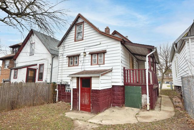1225 W Keefe AVENUE, Milwaukee, WI 53206