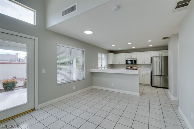 9705 Ridge Creek Place, Las Vegas, NV 89134