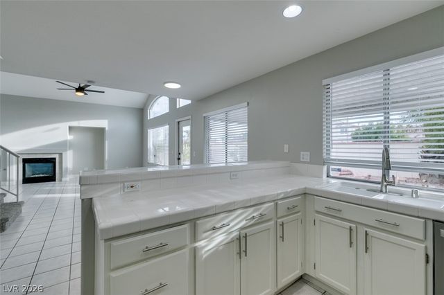 9705 Ridge Creek Place, Las Vegas, NV 89134