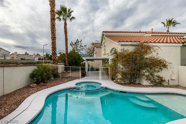 9705 Ridge Creek Place, Las Vegas, NV 89134