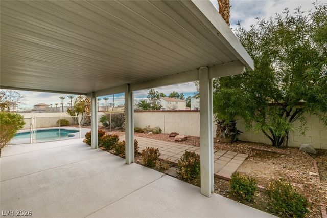 9705 Ridge Creek Place, Las Vegas, NV 89134