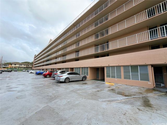 1720 Huna Street B202, Honolulu, HI 96817