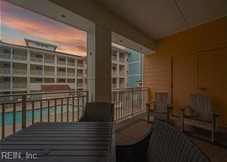 3738 Sandpiper RD # 214B, Virginia Beach, VA 23456