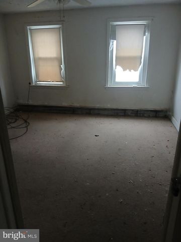 13 FLORENCE AVE, Darby, PA 19023