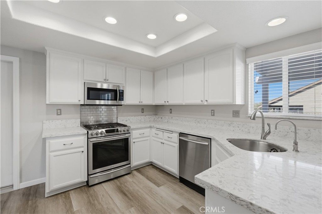 Image 12 of property listing at 8351 Lassen Avenue, Hesperia, CA 92345