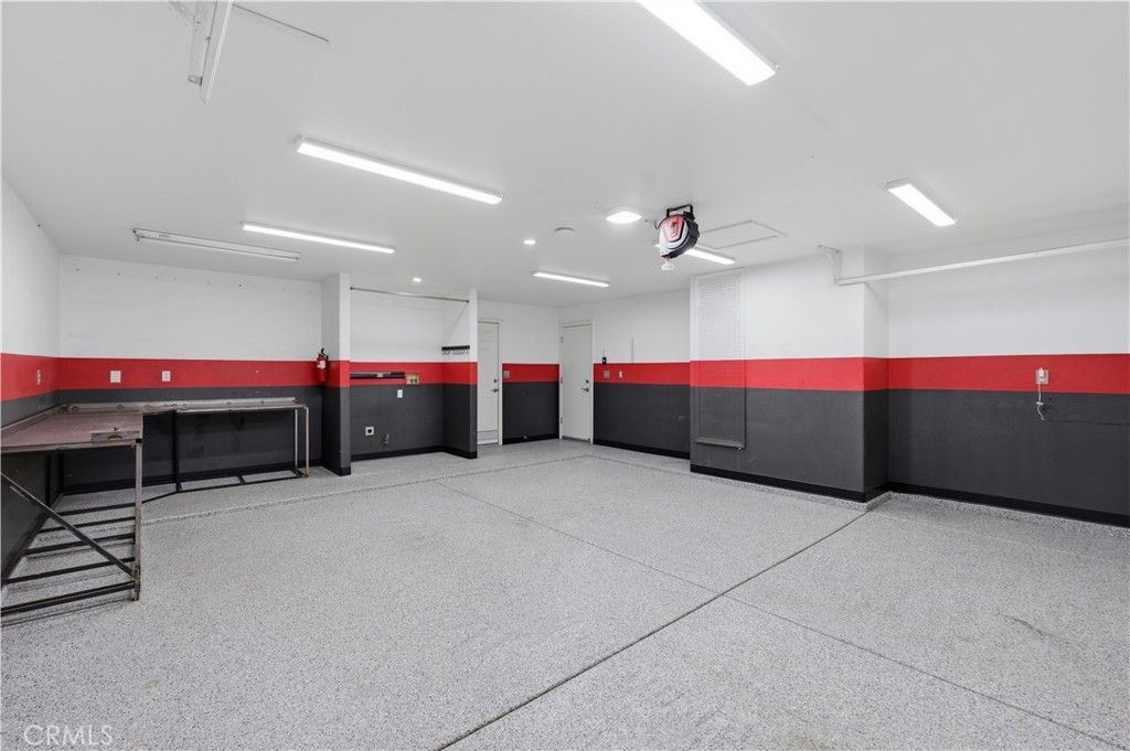 Image 28 of property listing at 8351 Lassen Avenue, Hesperia, CA 92345