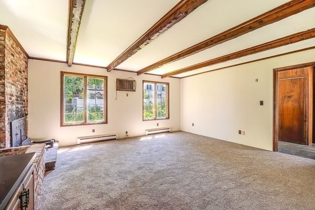35 Barasford Avenue, Lowell, MA 01852