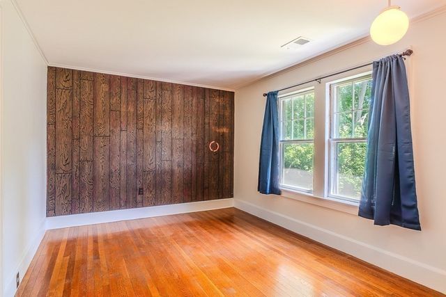 35 Barasford Avenue, Lowell, MA 01852
