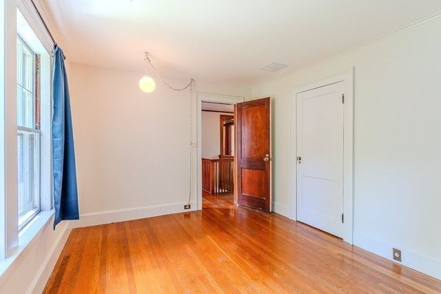 35 Barasford Avenue, Lowell, MA 01852