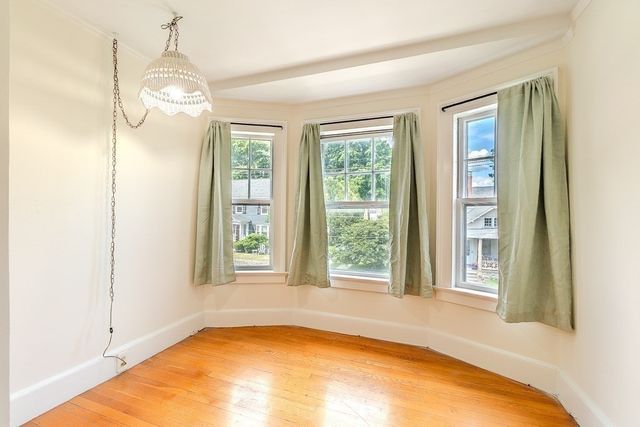 35 Barasford Avenue, Lowell, MA 01852
