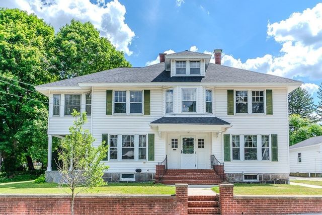 35 Barasford Avenue, Lowell, MA 01852