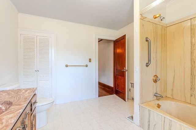 35 Barasford Avenue, Lowell, MA 01852