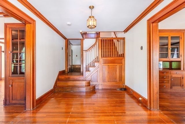 35 Barasford Avenue, Lowell, MA 01852