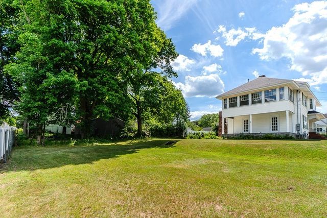35 Barasford Avenue, Lowell, MA 01852