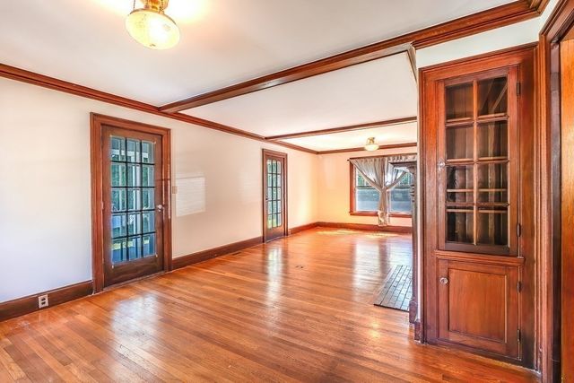 35 Barasford Avenue, Lowell, MA 01852