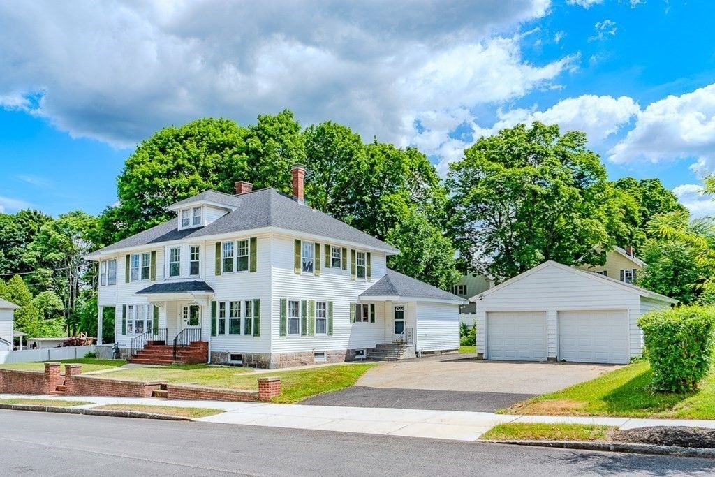 35 Barasford Avenue, Lowell, MA 01852