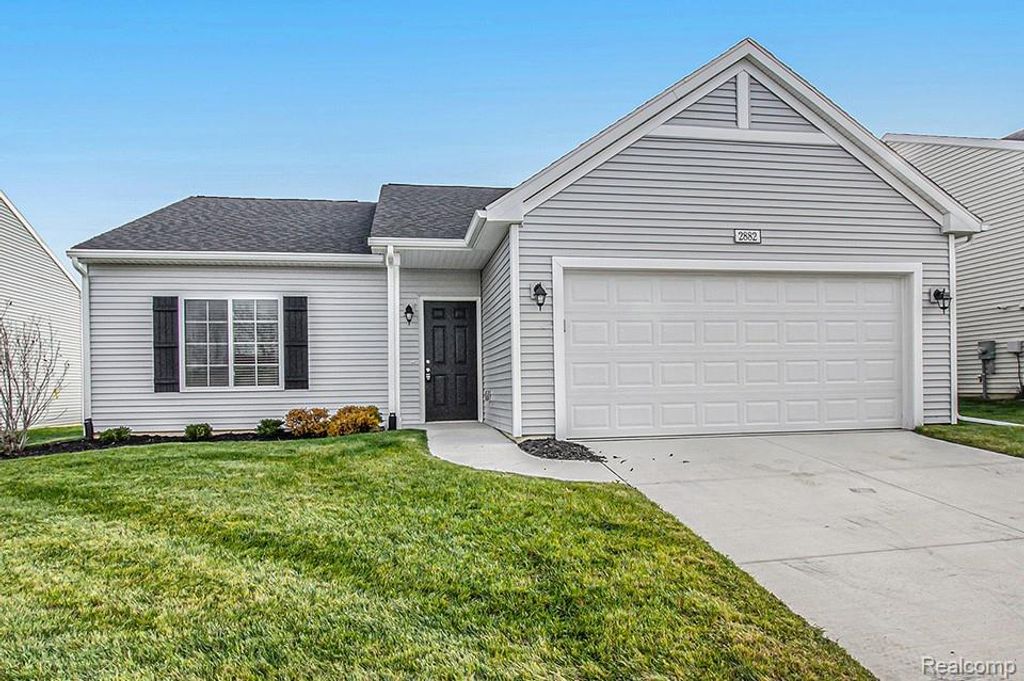 104 Cottonwood Court, Litchfield, MI 49252