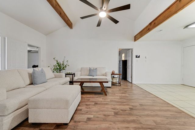 708 Shady Grove Drive, Granbury, TX 76049