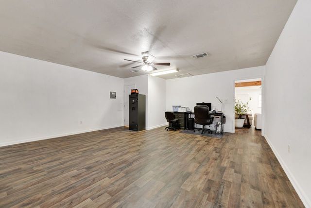 708 Shady Grove Drive, Granbury, TX 76049