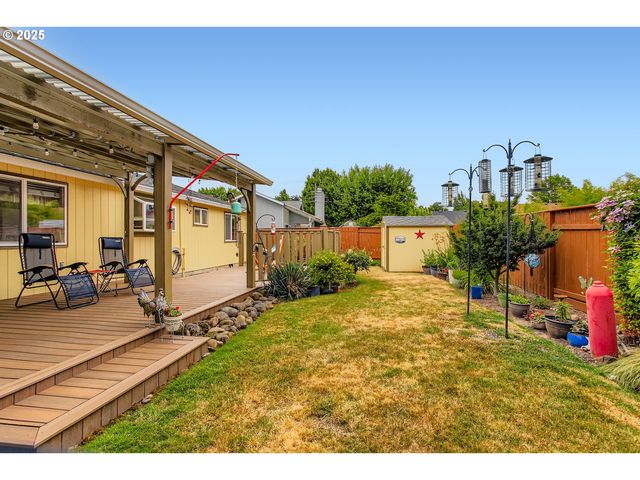 20835 Sw JAY St, Beaverton, OR 97003