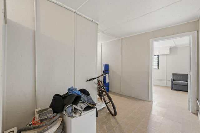 308 E Phillips Street, Conroe, TX 77301