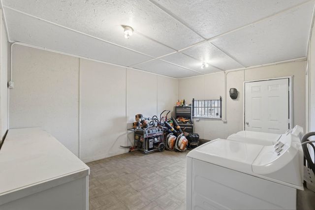 308 E Phillips Street, Conroe, TX 77301