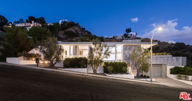 1814 N Doheny Drive, Los Angeles, CA 90069