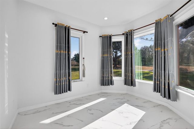 588 DOWLING CIRCLE, Lady Lake, FL 32159