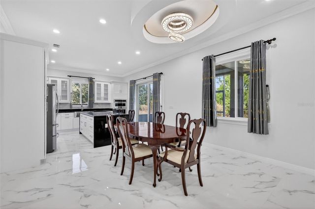 588 DOWLING CIRCLE, Lady Lake, FL 32159