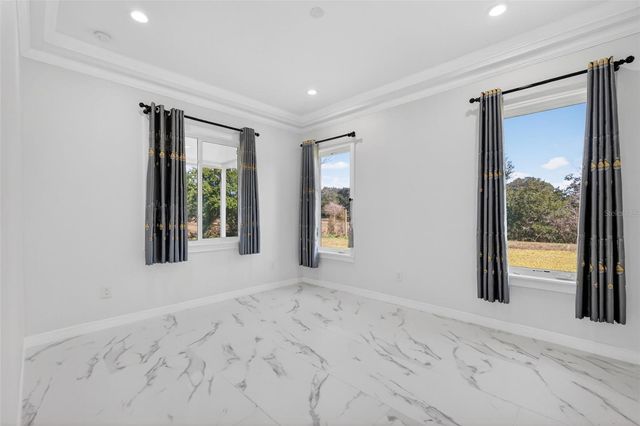 588 DOWLING CIRCLE, Lady Lake, FL 32159