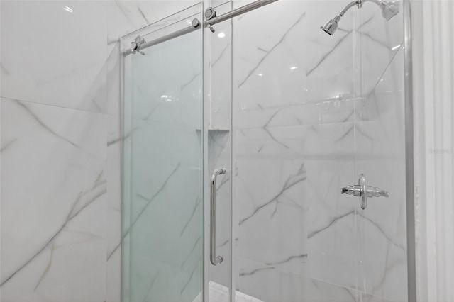 588 DOWLING CIRCLE, Lady Lake, FL 32159