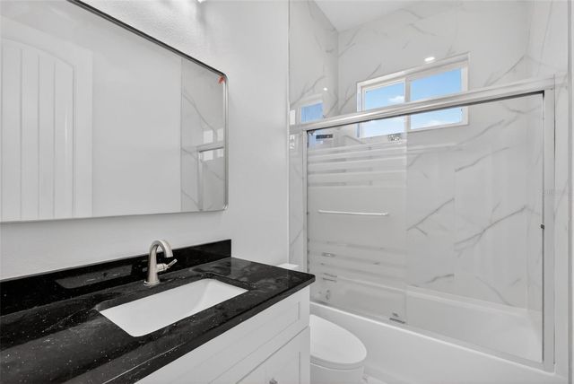 588 DOWLING CIRCLE, Lady Lake, FL 32159