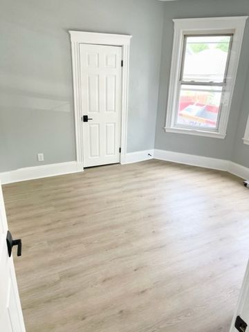 38 Oneida St. 2, Lynn, MA 01902